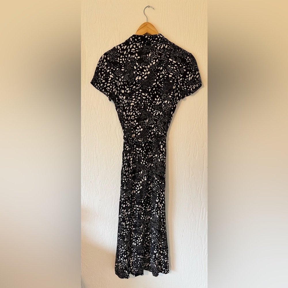 Wilfred Aritzia Button Down Collared Short Sleeve Midi Maxi Shirt Animal Dress - Picture 9 of 13